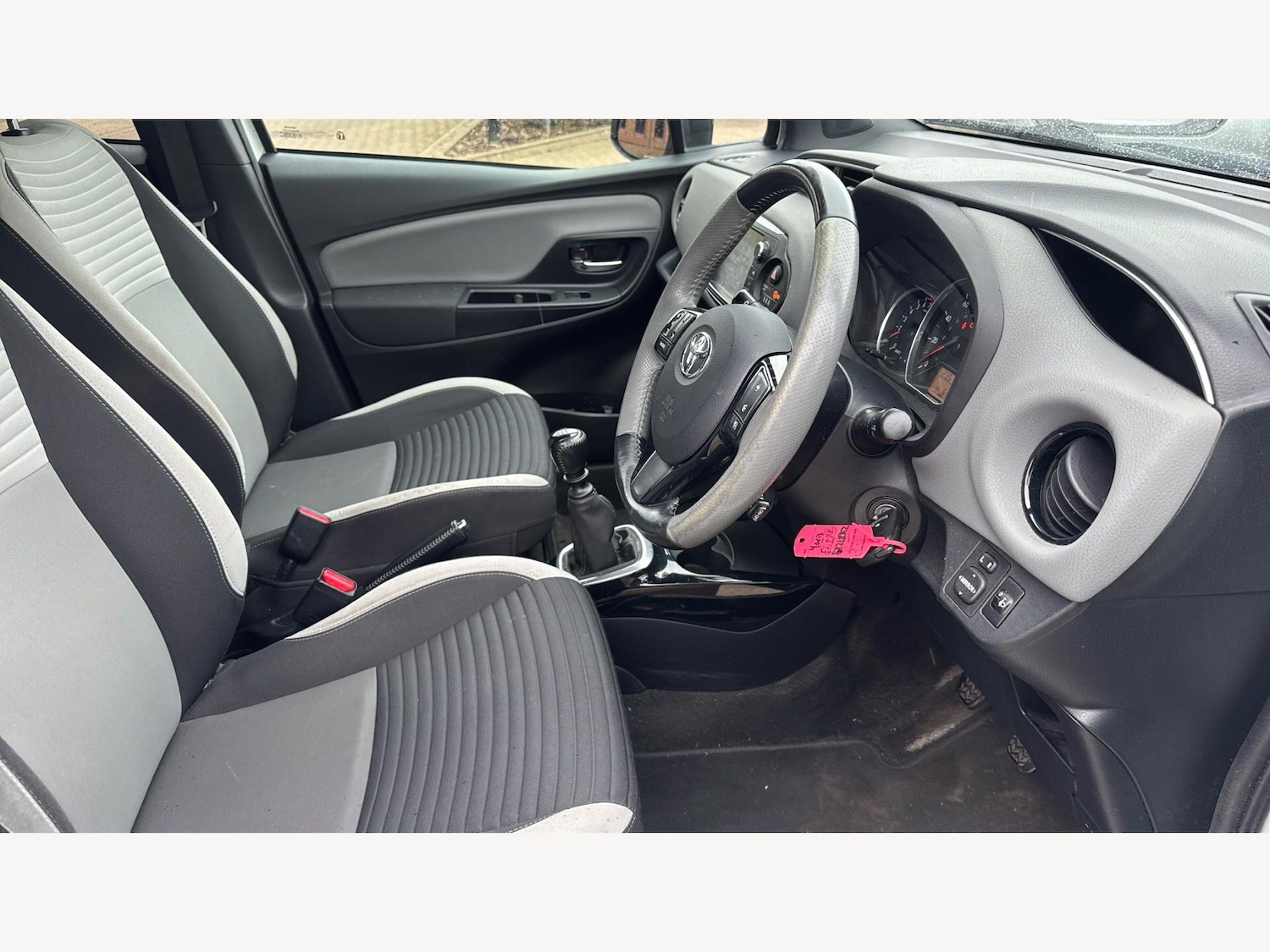 Used Toyota Yaris for sale - 78136082: Photo 13