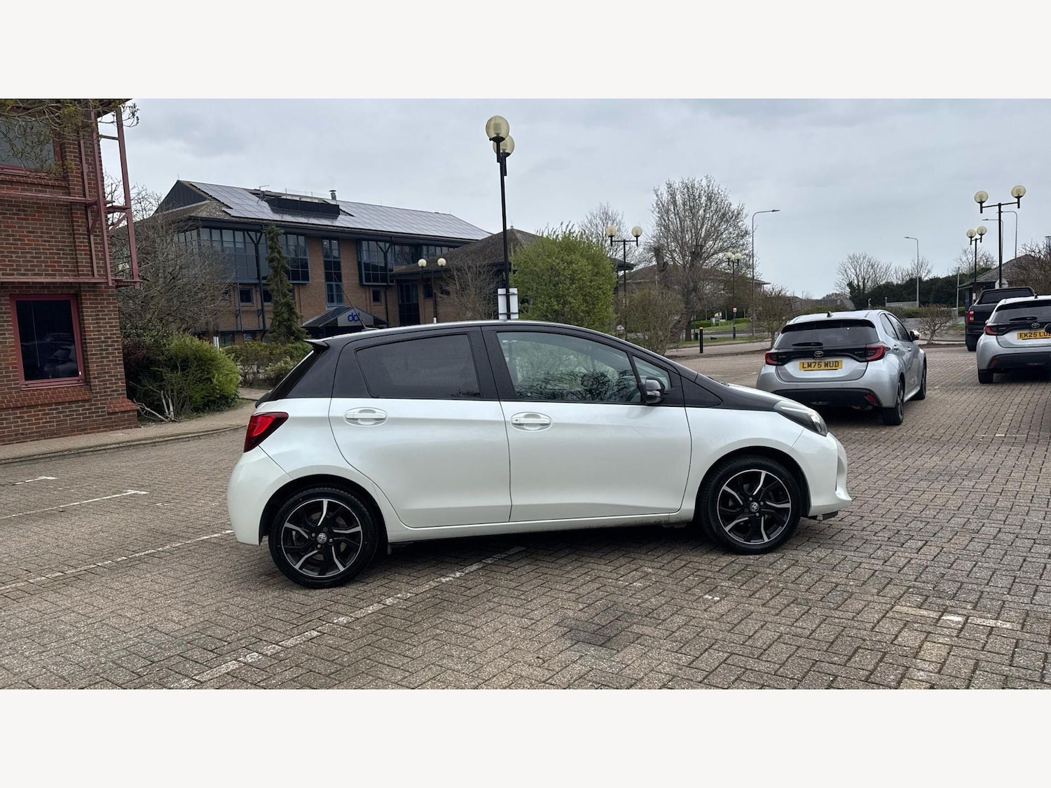 Used Toyota Yaris for sale - 78136082: Photo 18