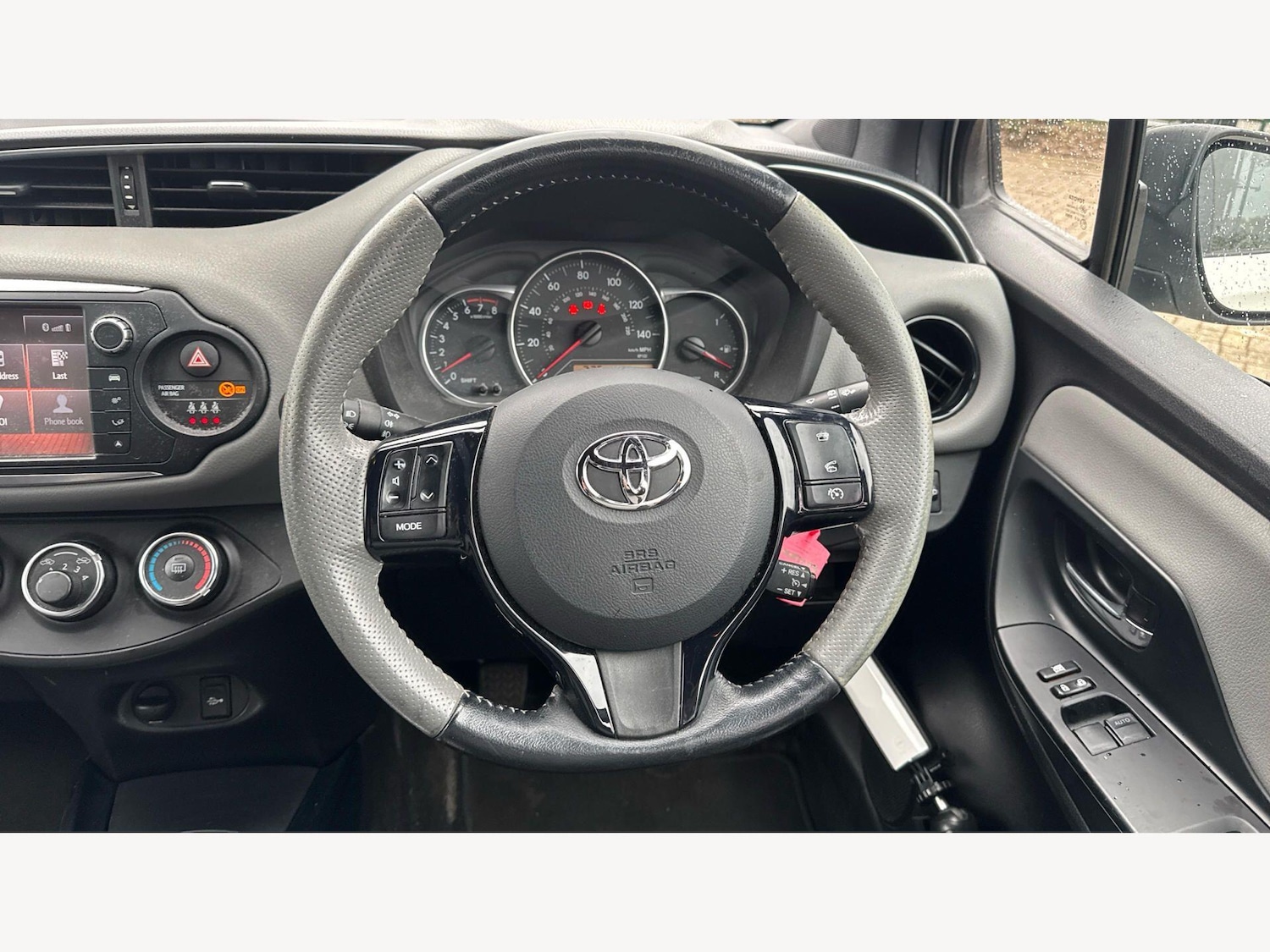 Used Toyota Yaris for sale - 78136082: Photo 8