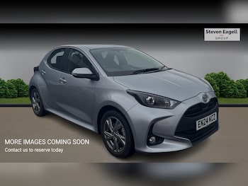 Used Toyota Yaris 2024 for sale - 77838431: Photo