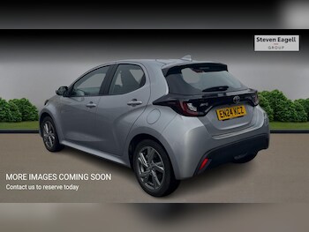 Used Toyota Yaris 2024 for sale - 77838431: Photo