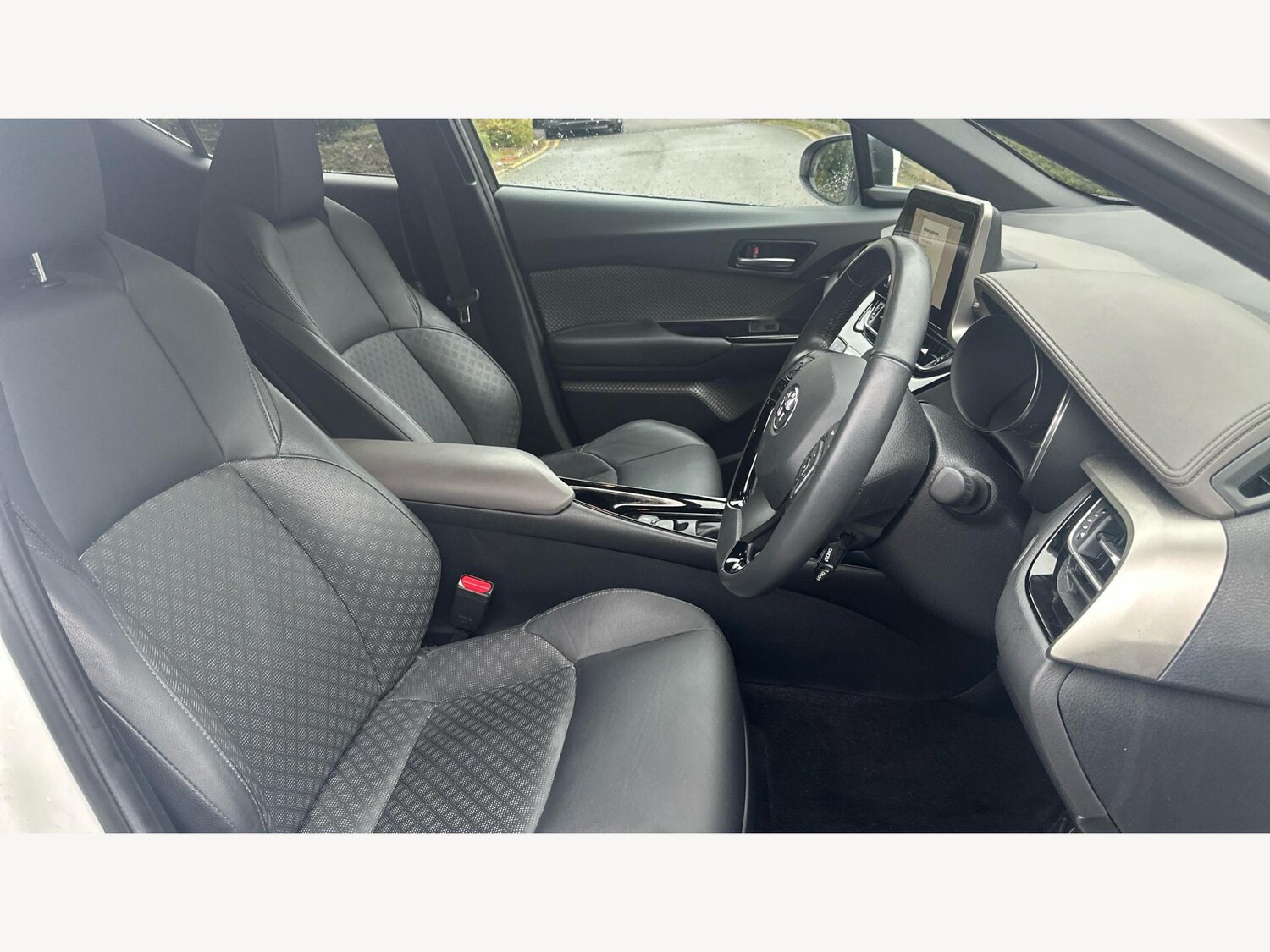 Used Toyota C-HR 2023 for sale - 77496912: Photo 13