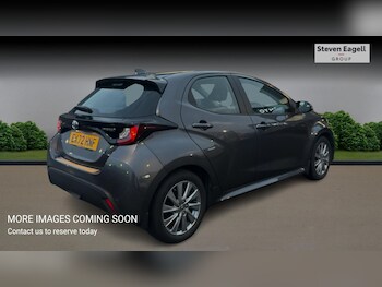 Used Toyota Yaris 2022 for sale - 77823716: Photo