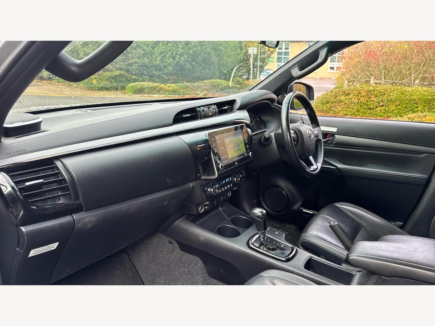 Used Toyota Hilux 2021 for sale - 76596922: Photo 12