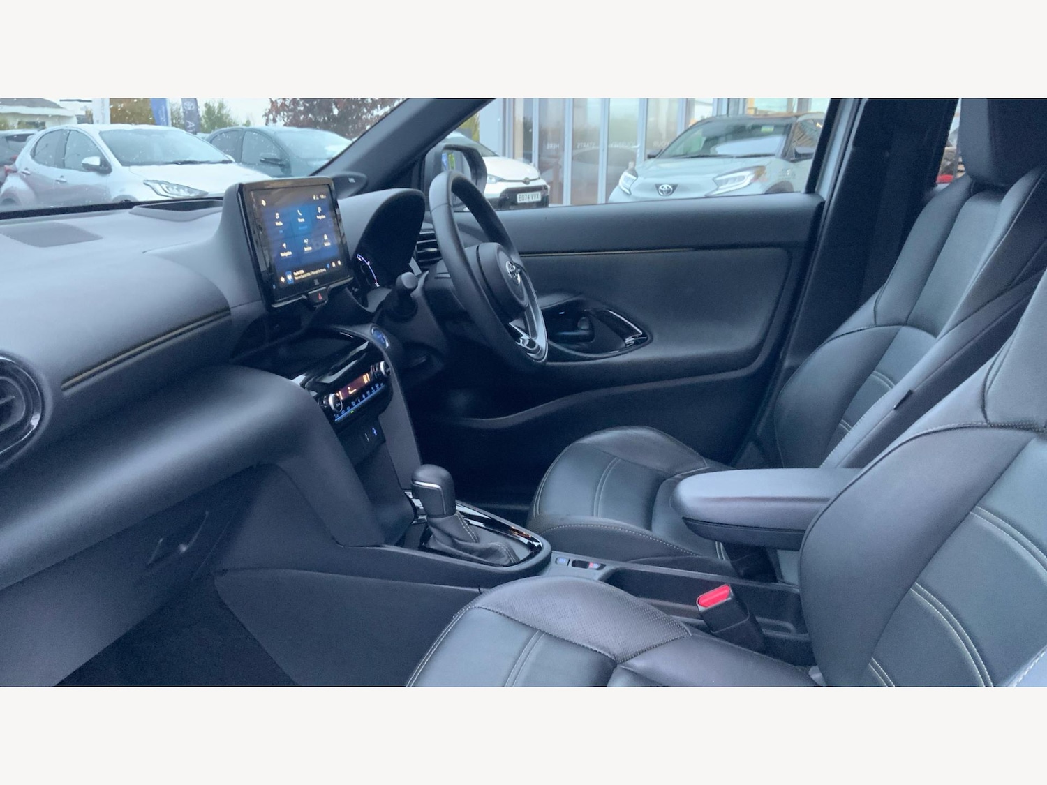 Used Toyota Yaris Cross 2022 for sale - 76743104: Photo 12