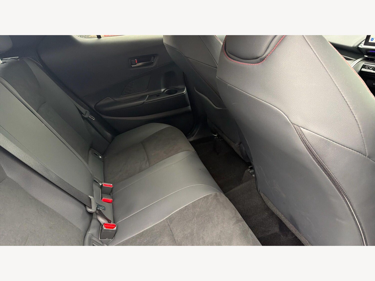 Used Toyota C-HR 2025 for sale - 78047862: Photo 14