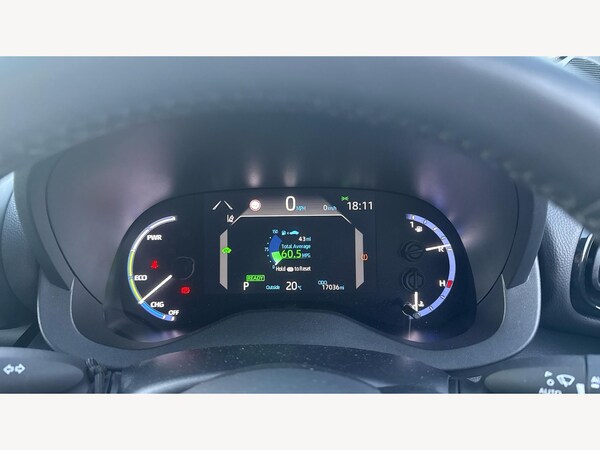 Used Toyota Yaris Cross 2023 for sale - 76122022: Photo 11