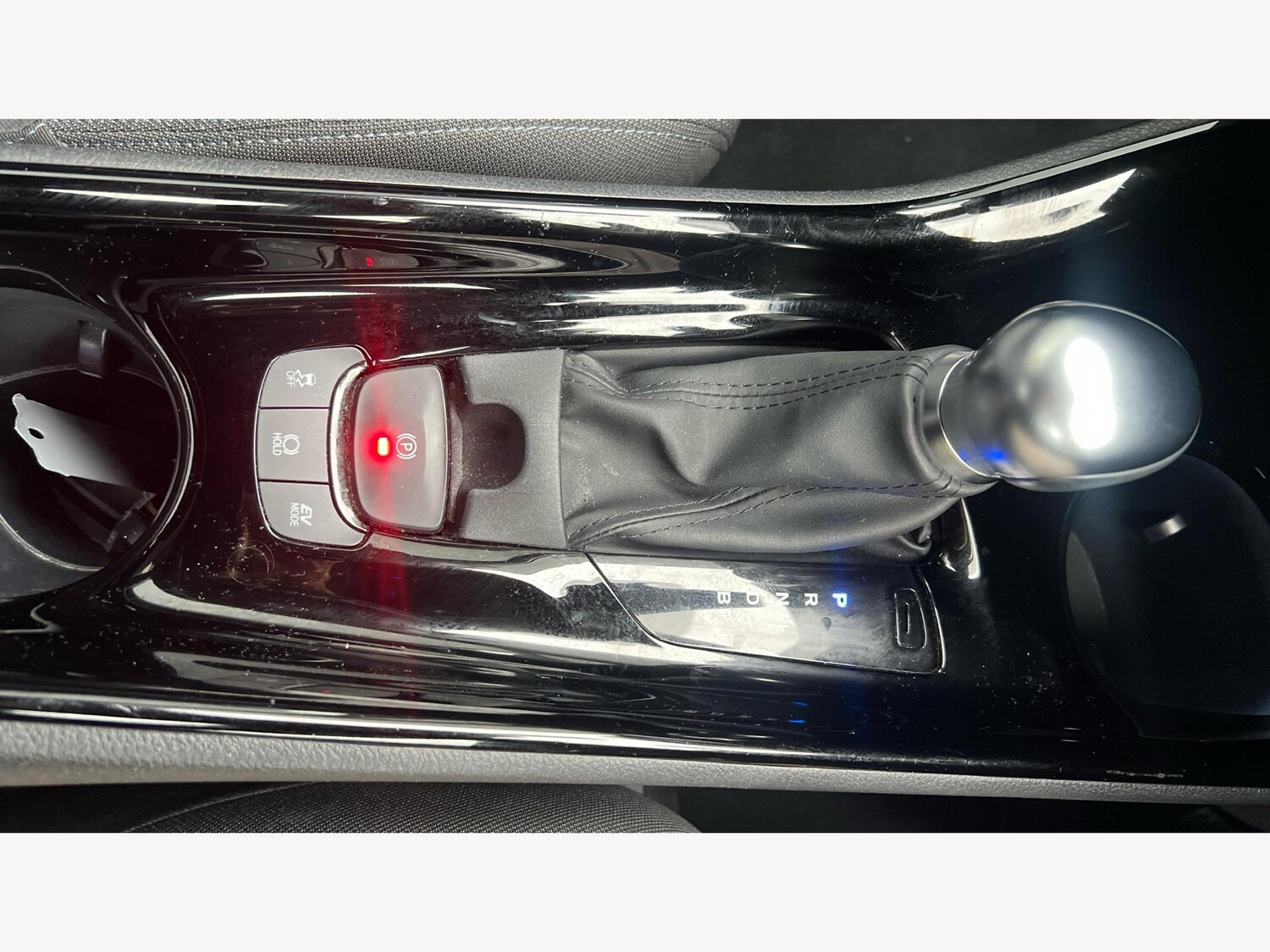 Used Toyota C-HR for sale - 77496058: Photo 24