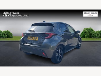 Used Toyota Yaris 2024 for sale - 78842341: Photo