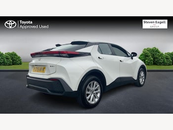 Used Toyota C-HR 2026 for sale - 79279989: Photo