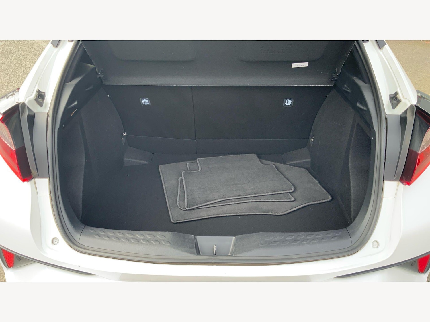 Used Toyota C-HR for sale - 78148237: Photo 15