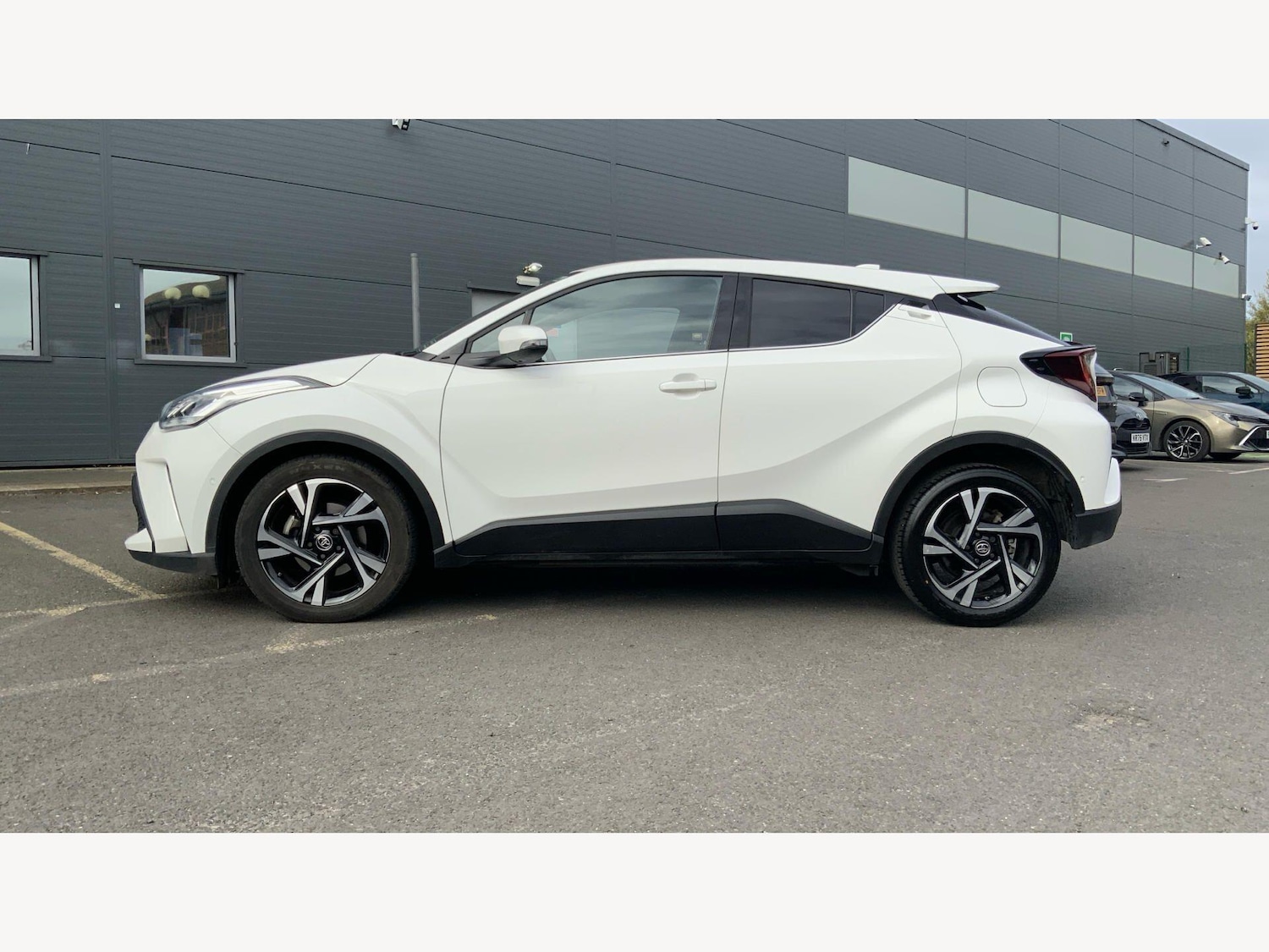 Used Toyota C-HR for sale - 78148237: Photo 26