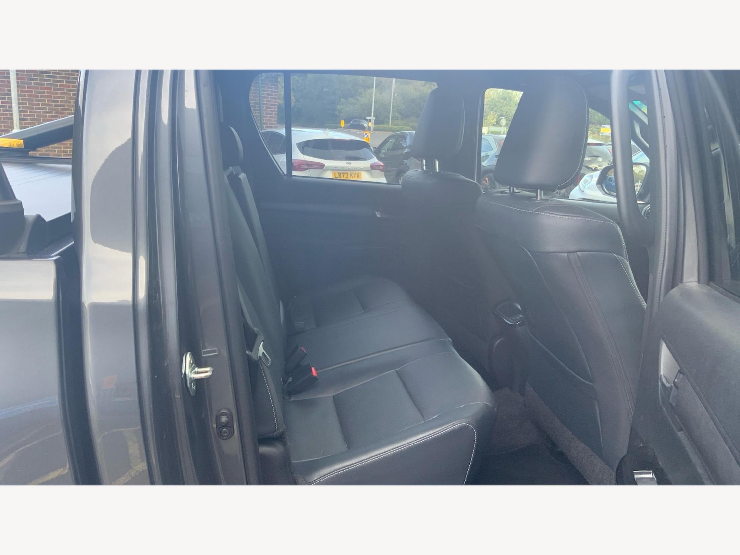 Used Toyota Hilux 2025 for sale - 76189838: Photo 14