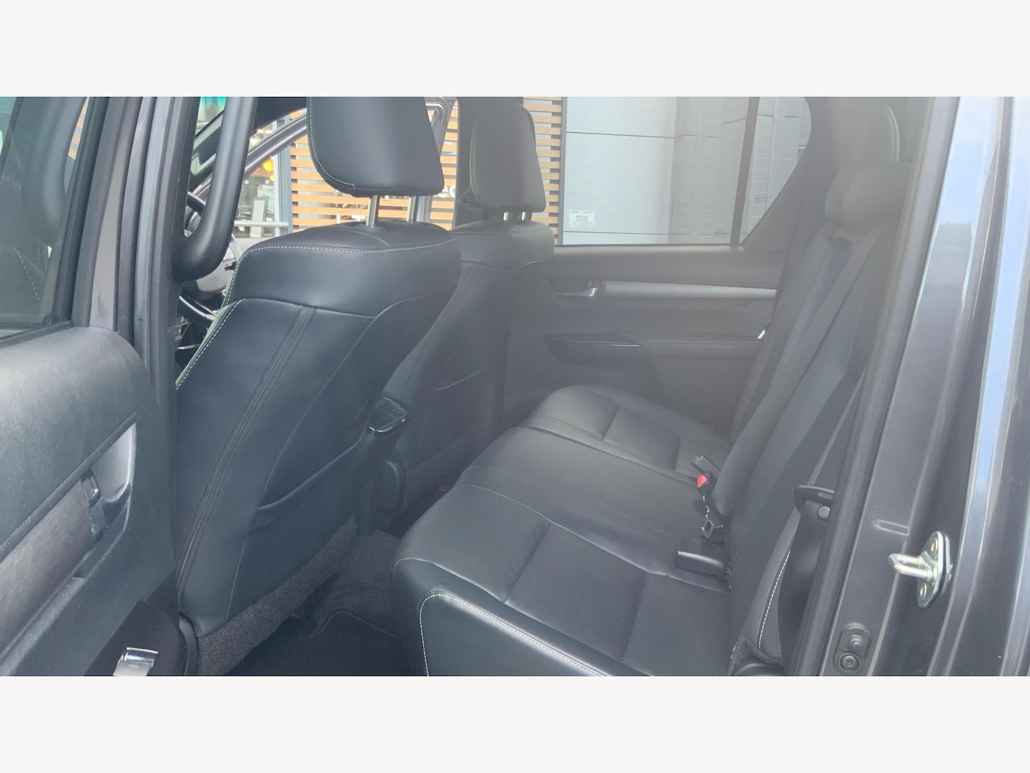 Used Toyota Hilux 2025 for sale - 76189838: Photo 15