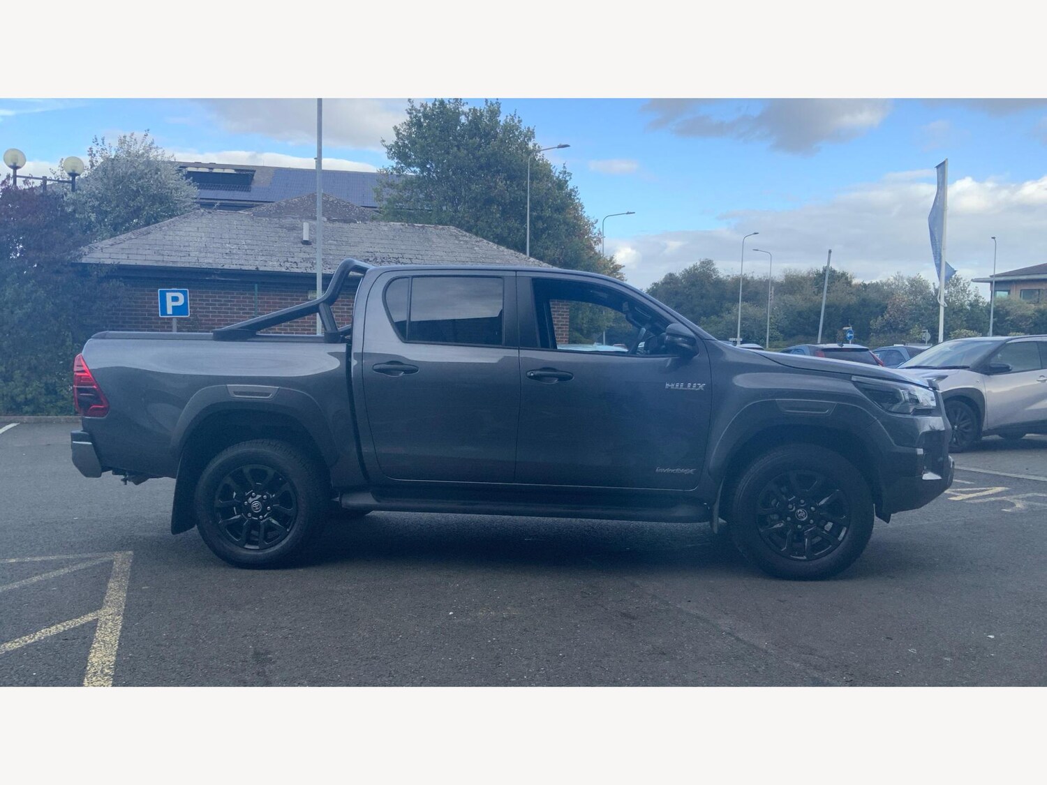 Used Toyota Hilux 2025 for sale - 76189838: Photo 18