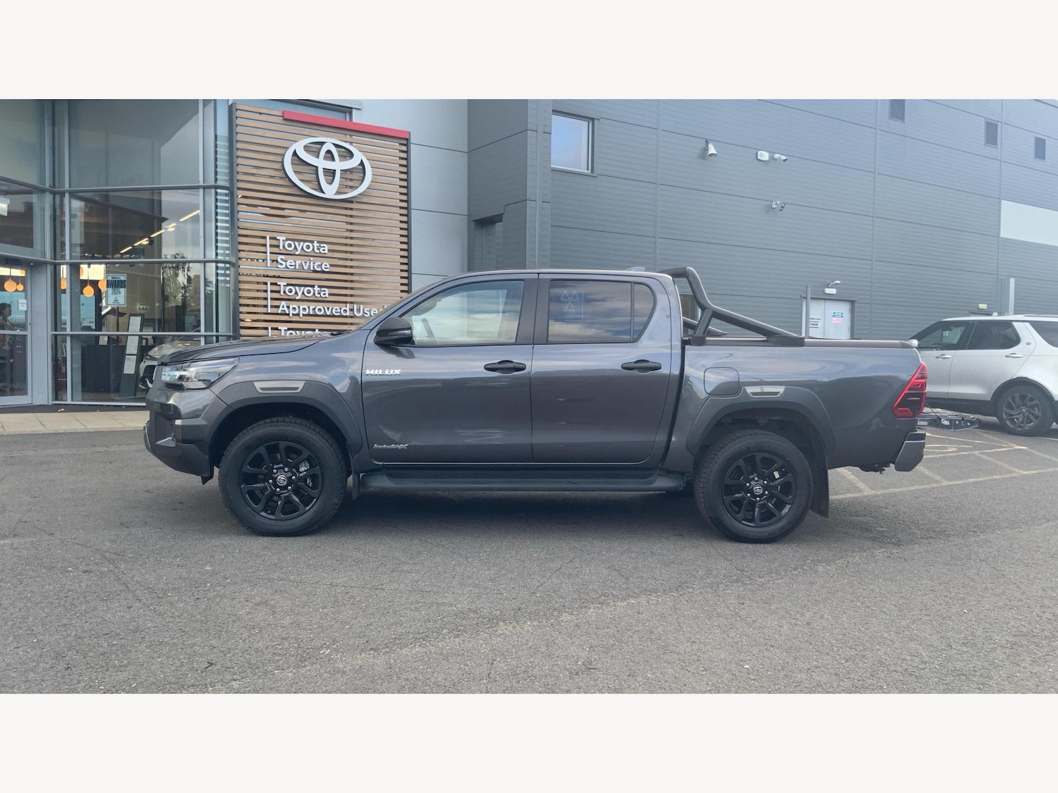 Used Toyota Hilux 2025 for sale - 76189838: Photo 19