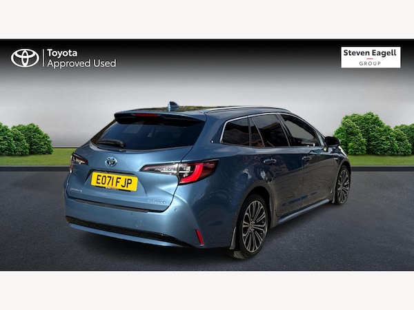 Used Toyota Corolla 2021 for sale - 76158860: Photo 2