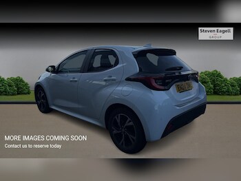 Used Toyota Yaris 2024 for sale - 77769572: Photo