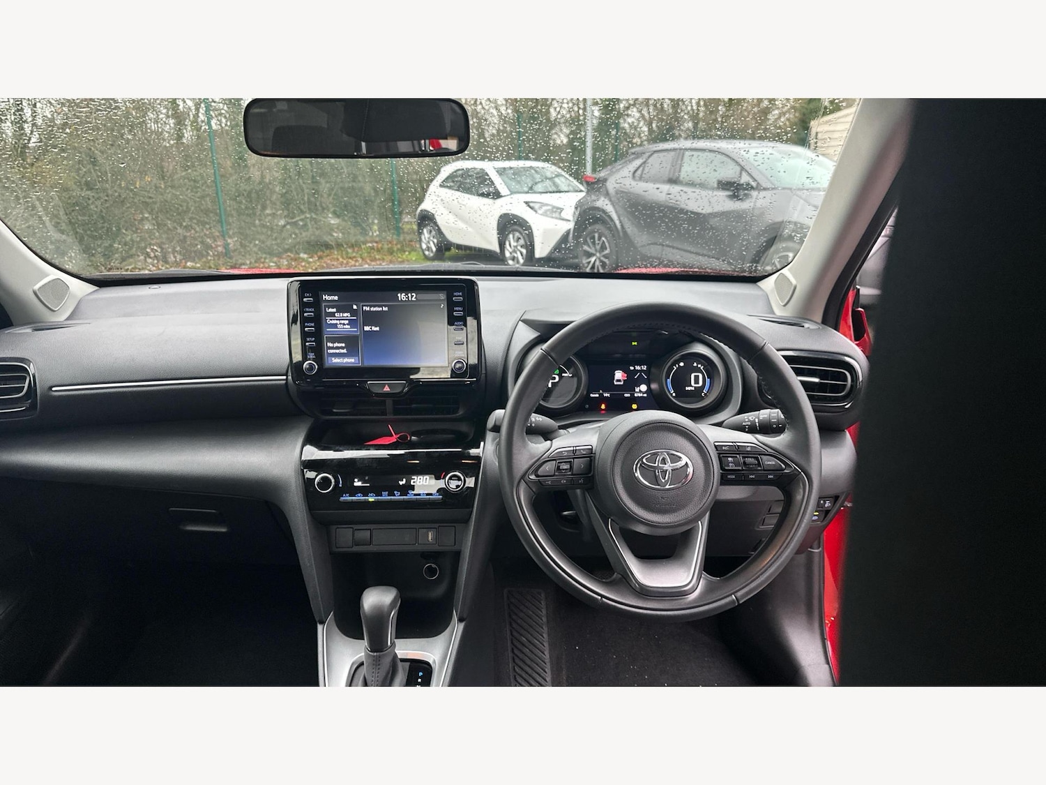 Used Toyota Yaris Cross 2024 for sale - 77238514: Photo 7