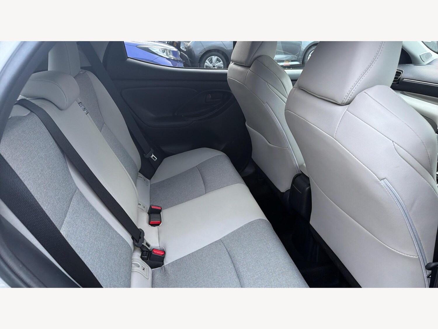 Used Toyota Yaris for sale - 77050056: Photo 14