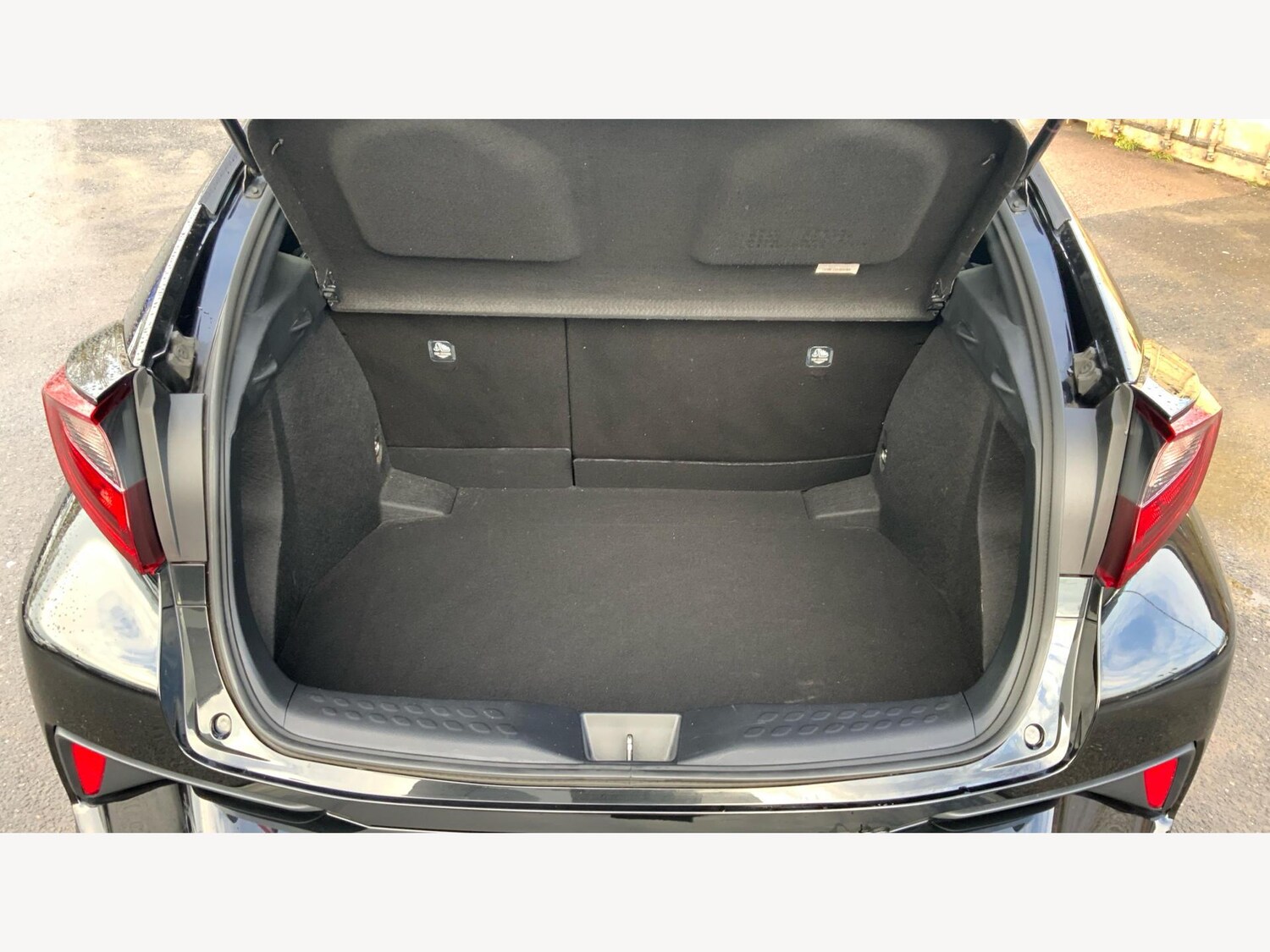 Used Toyota C-HR 2021 for sale - 77254664: Photo 16