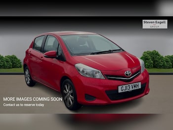 Used Toyota Yaris 2013 for sale - 77704998: Photo