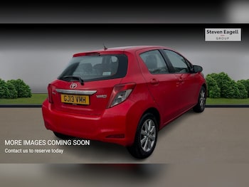 Used Toyota Yaris 2013 for sale - 77704998: Photo