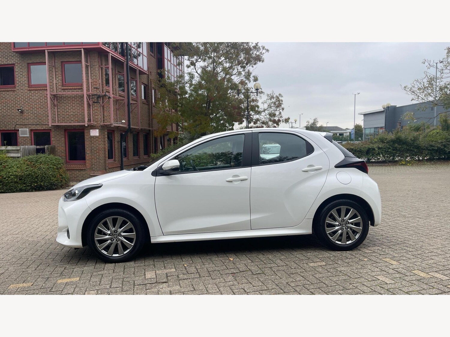Used Toyota Yaris 2023 for sale - 77066898: Photo 19