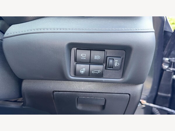 Used Toyota Highlander 2022 for sale - 76317868: Photo 28