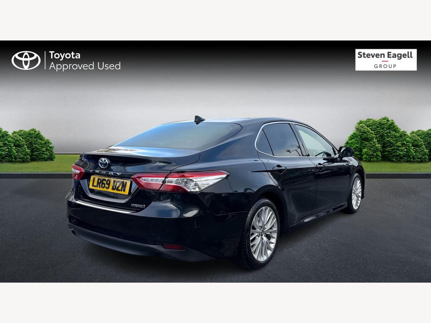 Used Toyota Camry 2019 for sale - 77156210: Photo 2