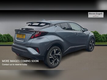 Used Toyota C-HR 2023 for sale - 77767996: Photo