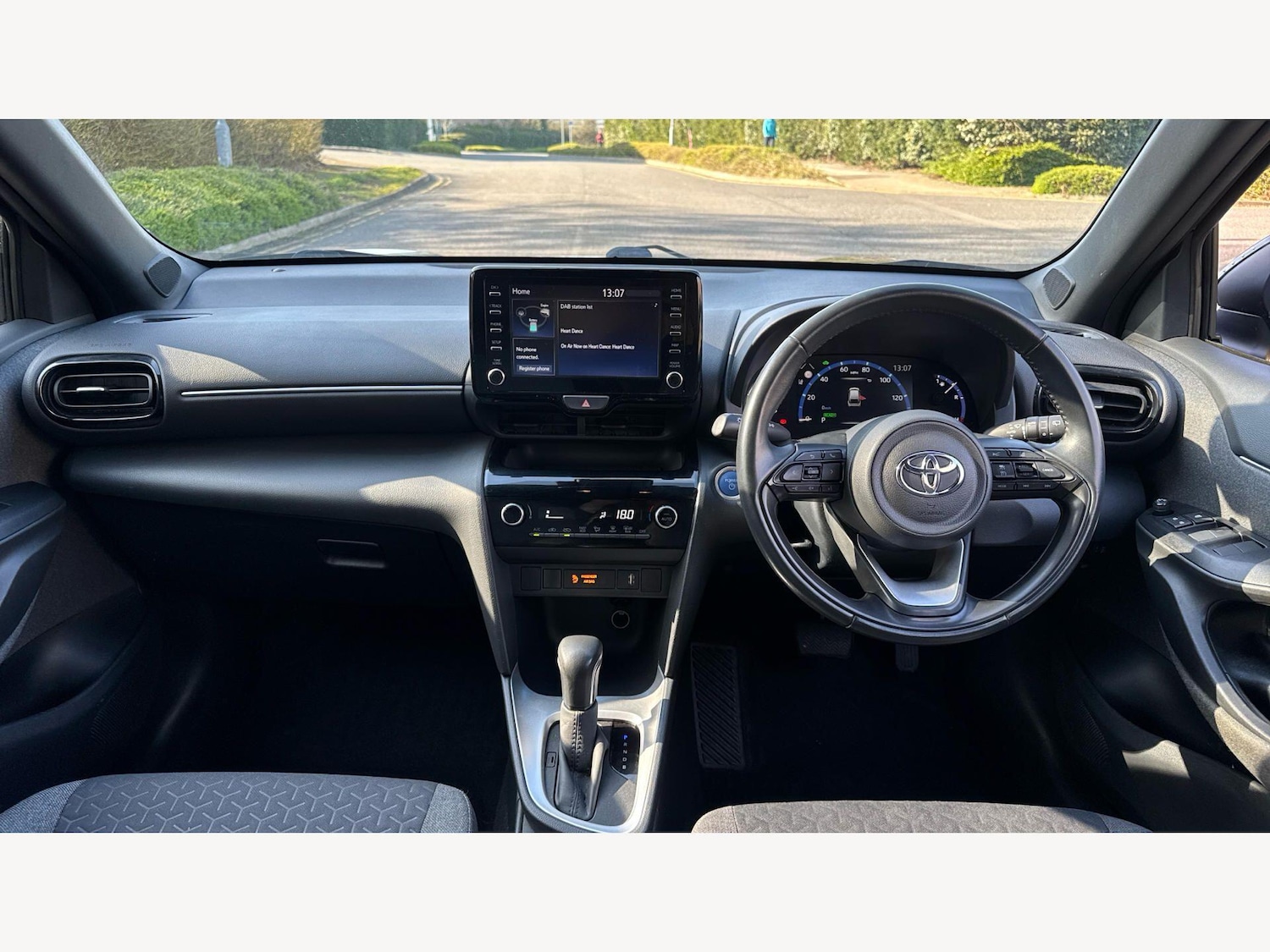 Used Toyota Yaris Cross for sale - 77977699: Photo 7