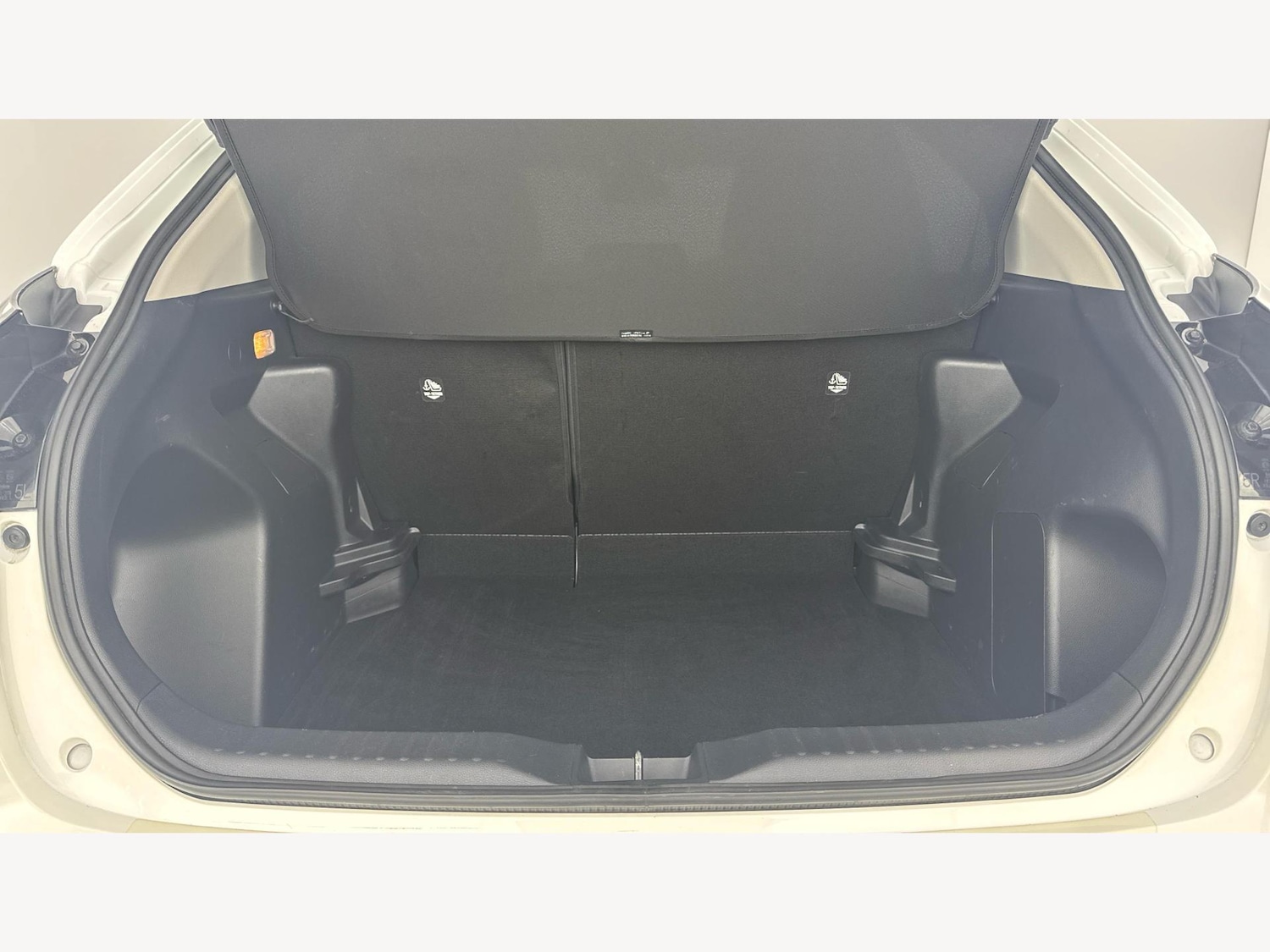 Used Toyota Yaris Cross 2022 for sale - 77351511: Photo 16