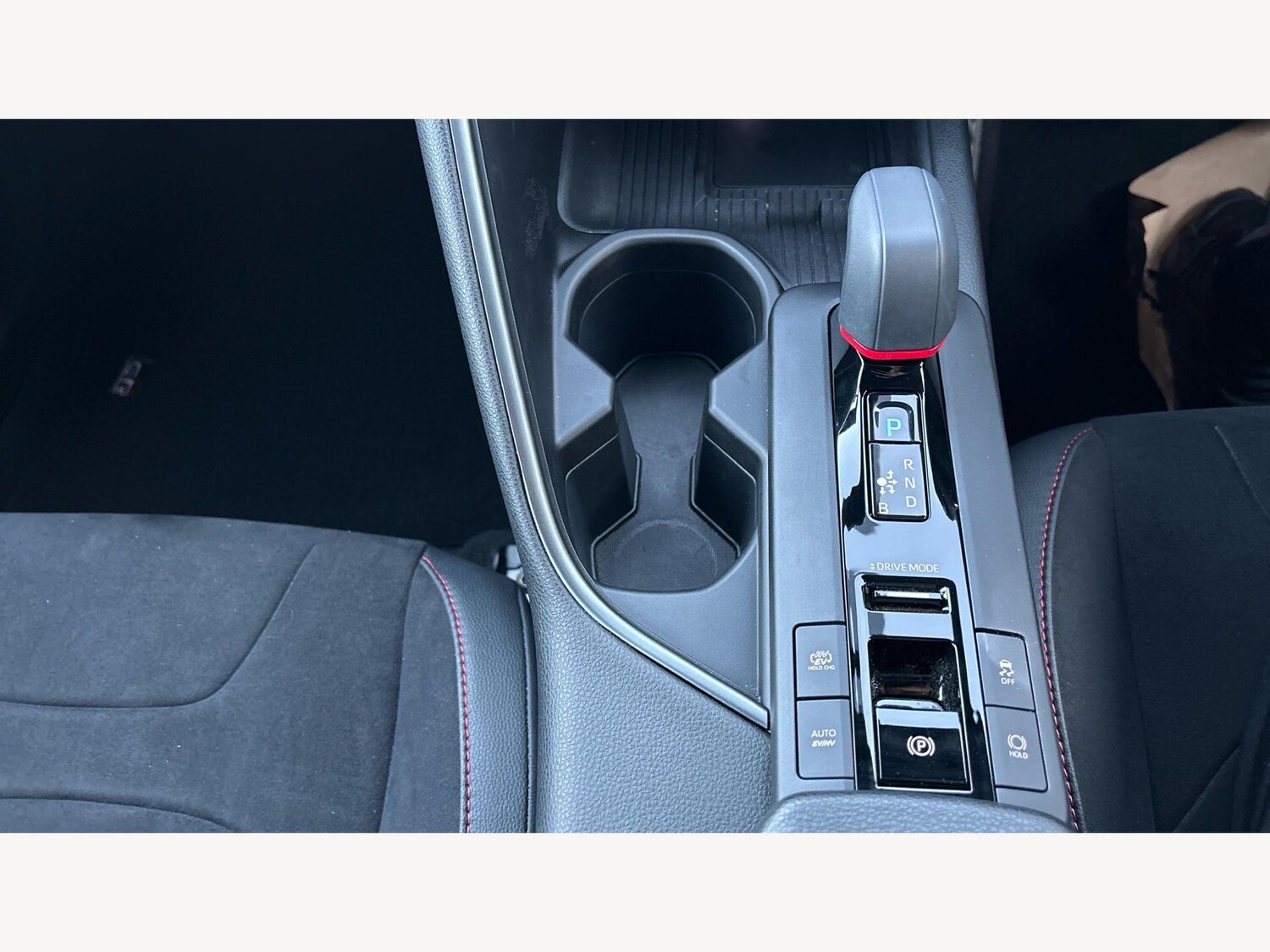 Used Toyota C-HR 2024 for sale - 78136087: Photo 22