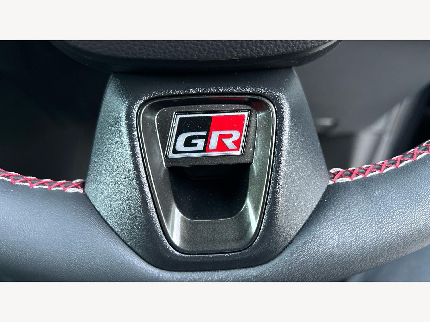 Used Toyota C-HR 2024 for sale - 78136087: Photo 32