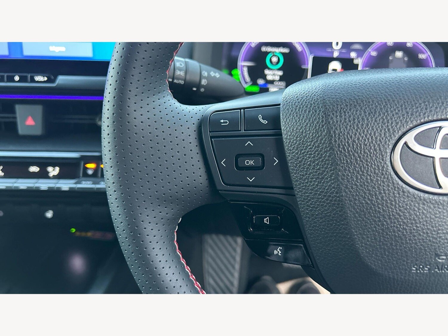 Used Toyota C-HR 2024 for sale - 78136087: Photo 34