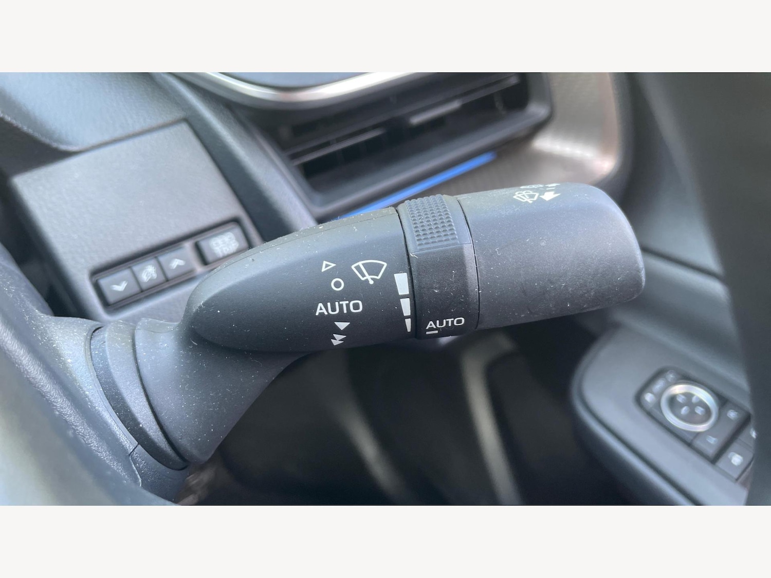 Used Toyota Prius 2024 for sale - 76389295: Photo 32