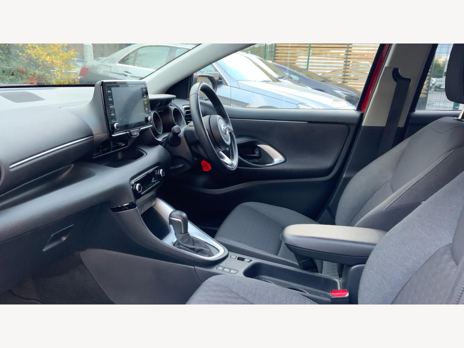 Used Toyota Yaris 2022 for sale - 76644857: Photo 12