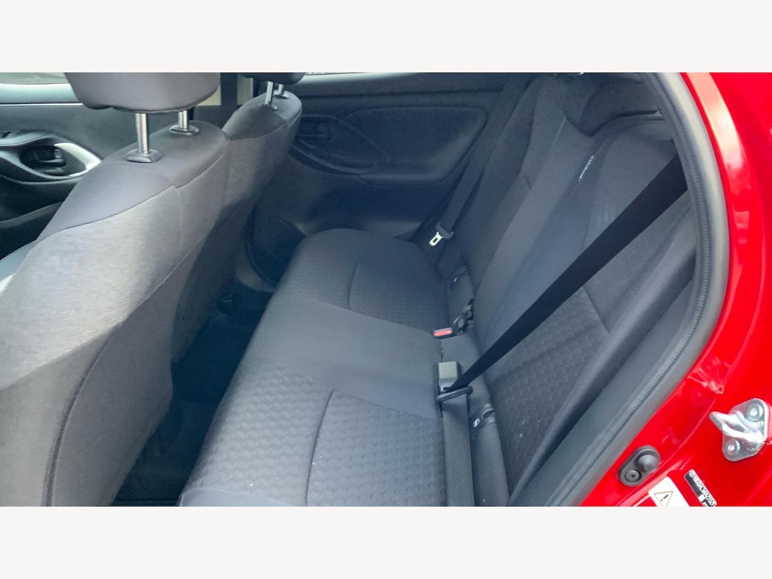 Used Toyota Yaris 2022 for sale - 76644857: Photo 15