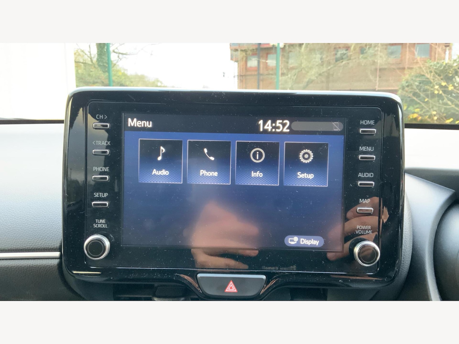 Used Toyota Yaris 2022 for sale - 76644857: Photo 23