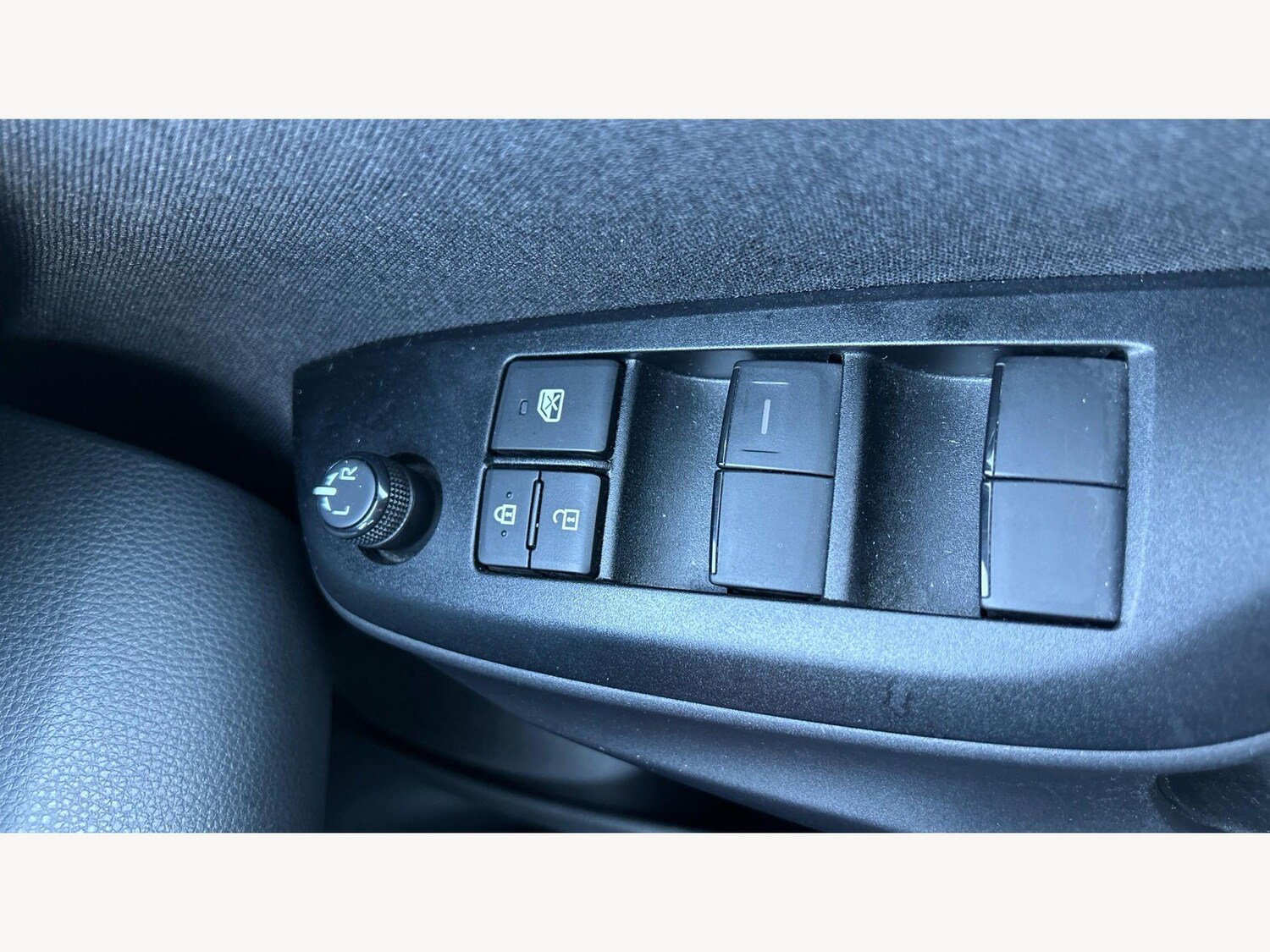 Used Toyota Yaris for sale - 77958591: Photo 28