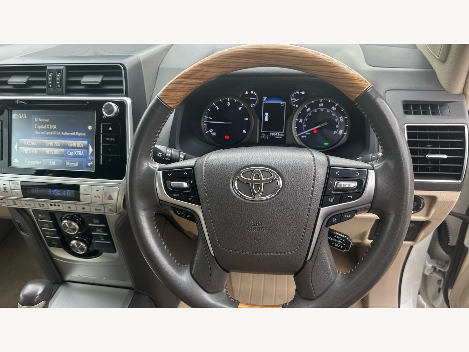 Used Toyota Land Cruiser for sale - 76381347: Photo 10