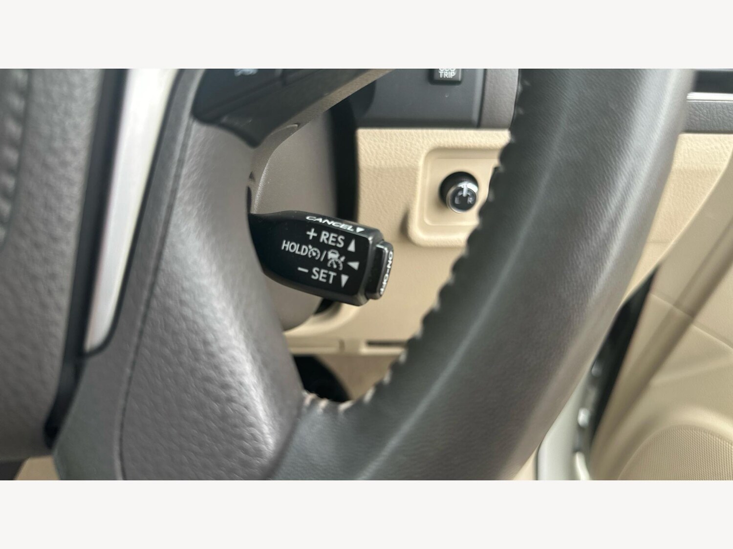 Used Toyota Land Cruiser for sale - 76381347: Photo 37