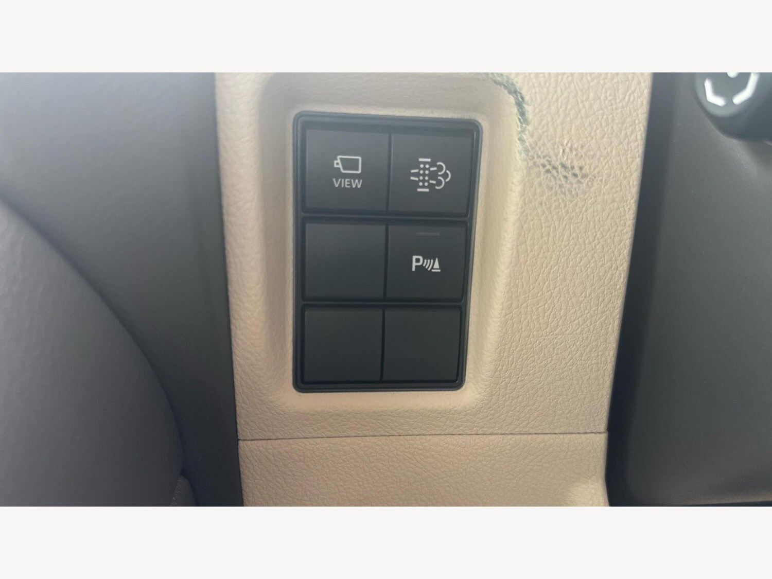 Used Toyota Land Cruiser for sale - 76381347: Photo 38