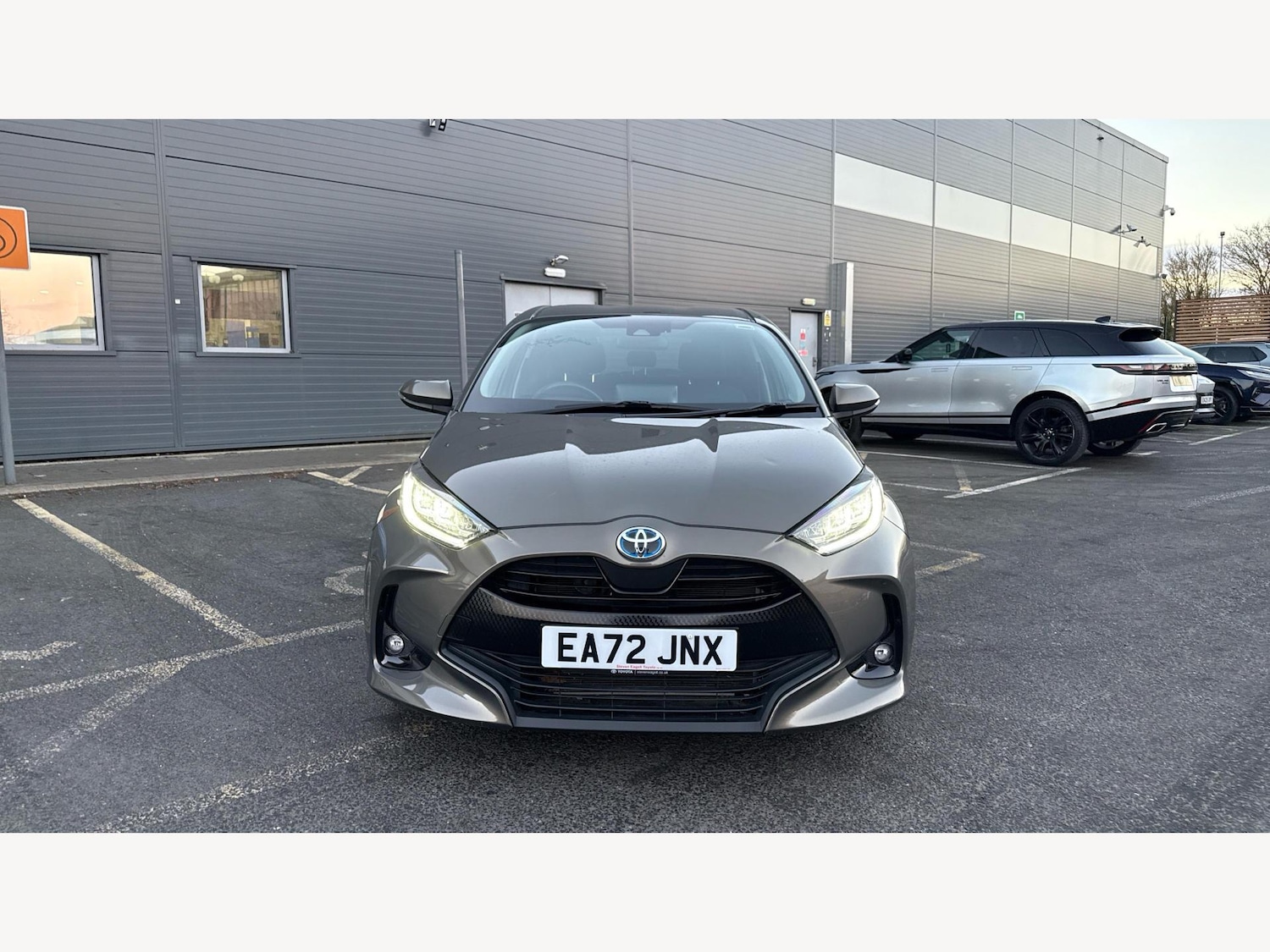 Used Toyota Yaris 2022 for sale - 77143168: Photo 17