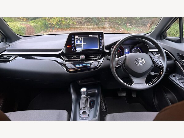 Used Toyota C-HR 2021 for sale - 76251355: Photo 7