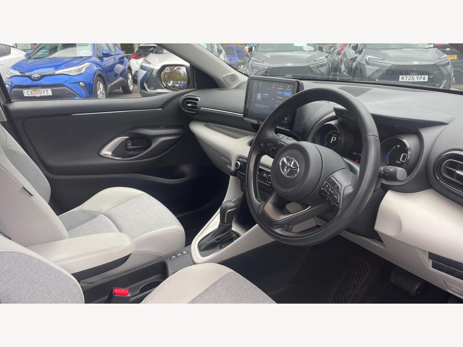 Used Toyota Yaris 2022 for sale - 76473721: Photo 13
