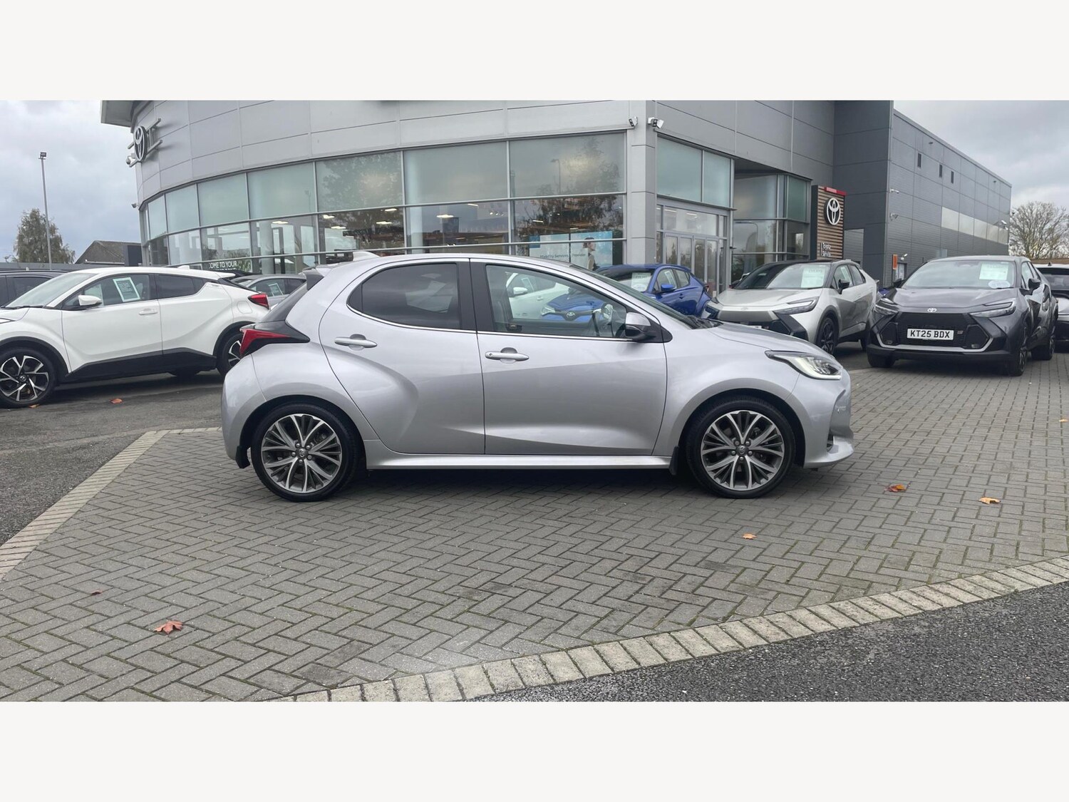 Used Toyota Yaris 2022 for sale - 76473721: Photo 18