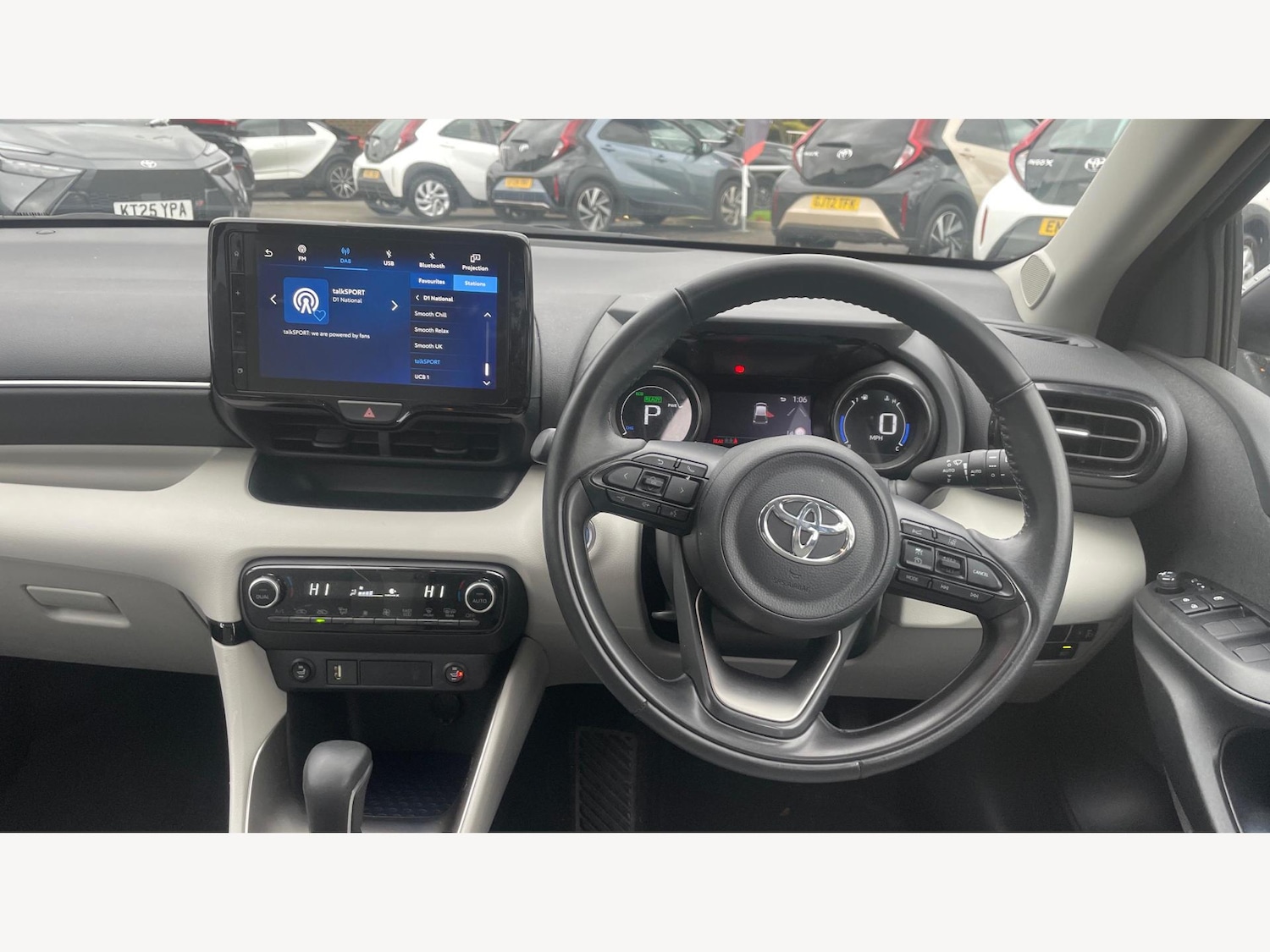 Used Toyota Yaris 2022 for sale - 76473721: Photo 8