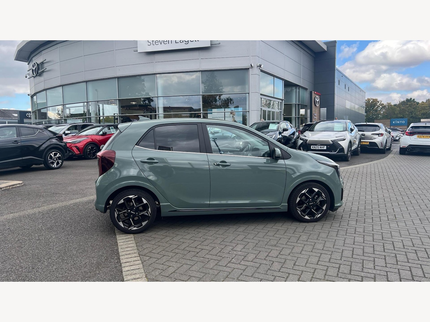 Used Kia Picanto 2024 for sale - 76432468: Photo 18